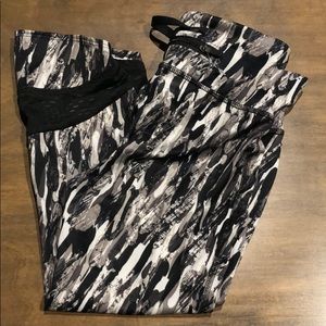 Under armour capri leggings